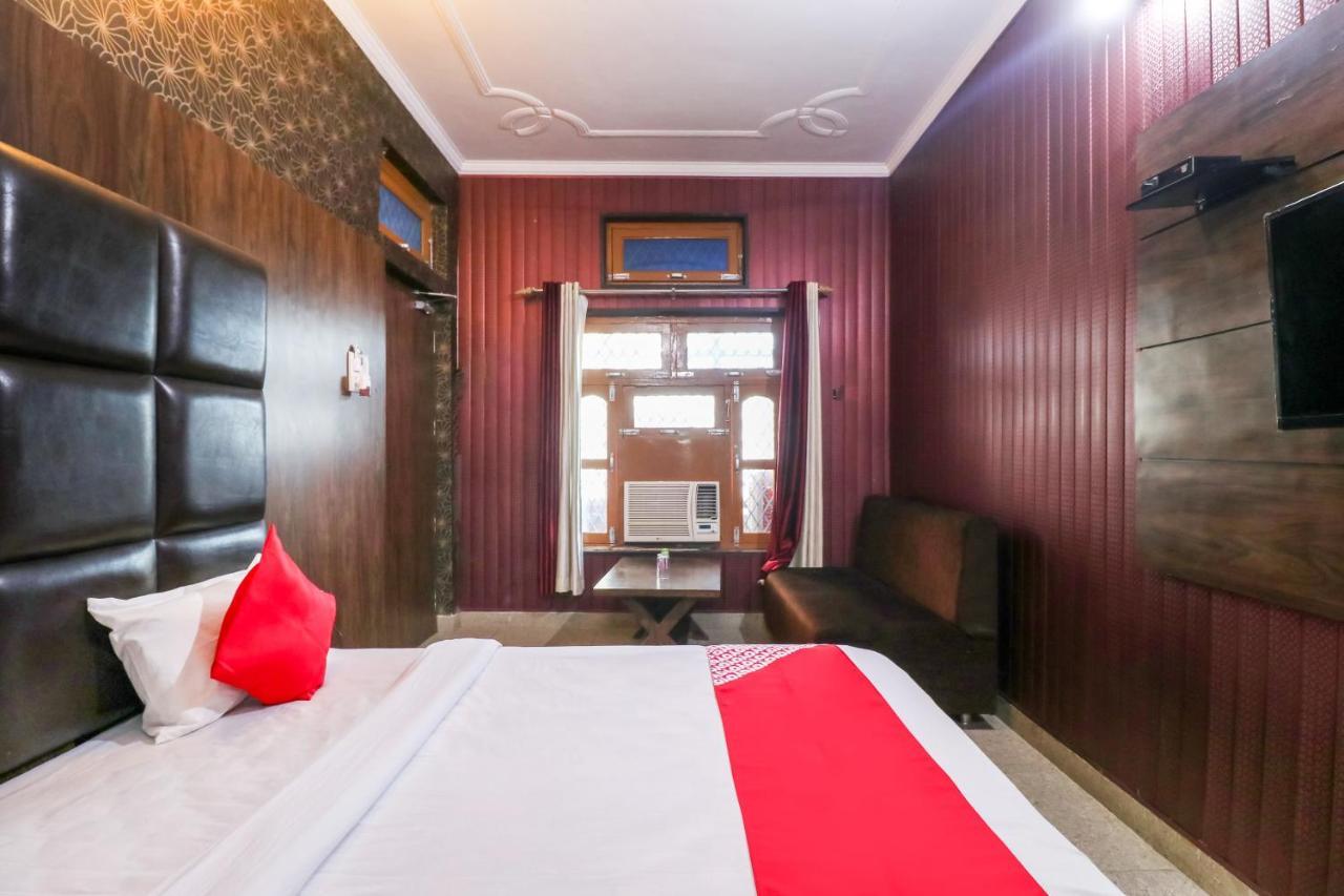 Oyo 6908 Hotel Royal City Azamgarh Luaran gambar