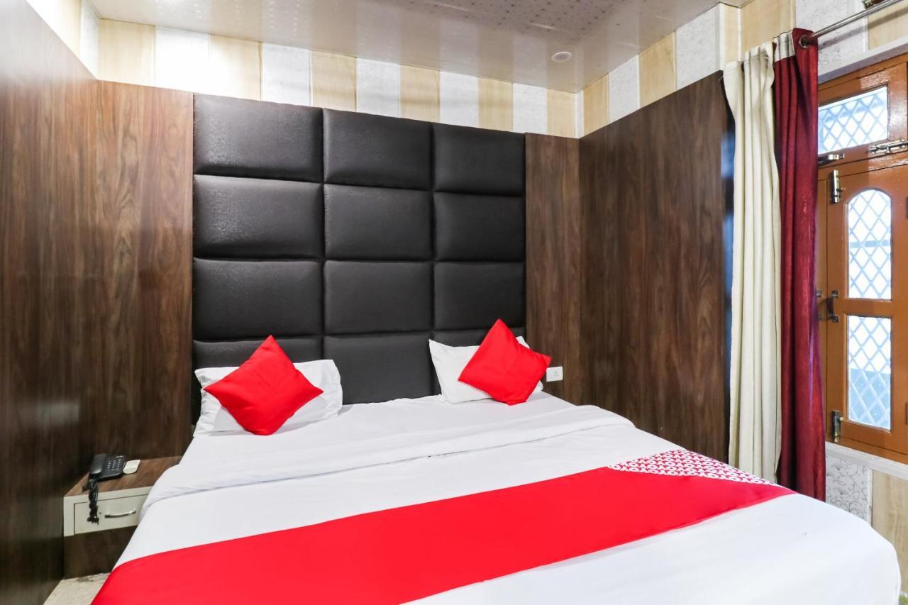 Oyo 6908 Hotel Royal City Azamgarh Luaran gambar