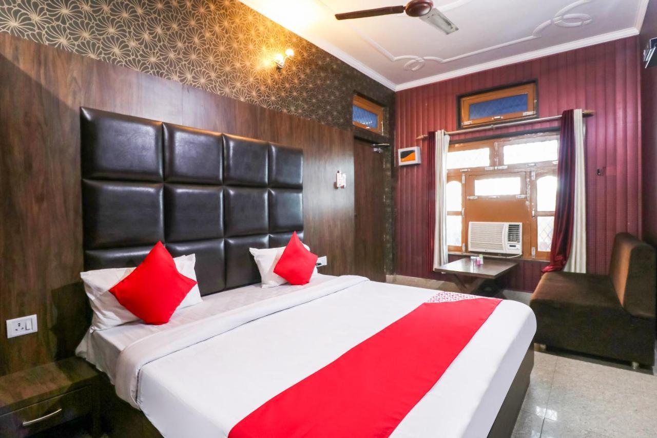 Oyo 6908 Hotel Royal City Azamgarh Luaran gambar