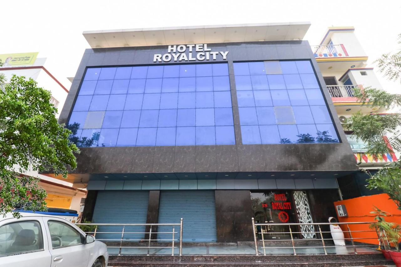 Oyo 6908 Hotel Royal City Azamgarh Luaran gambar
