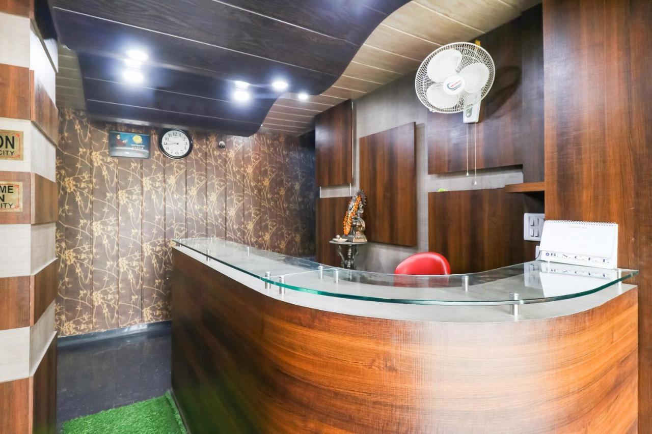 Oyo 6908 Hotel Royal City Azamgarh Luaran gambar